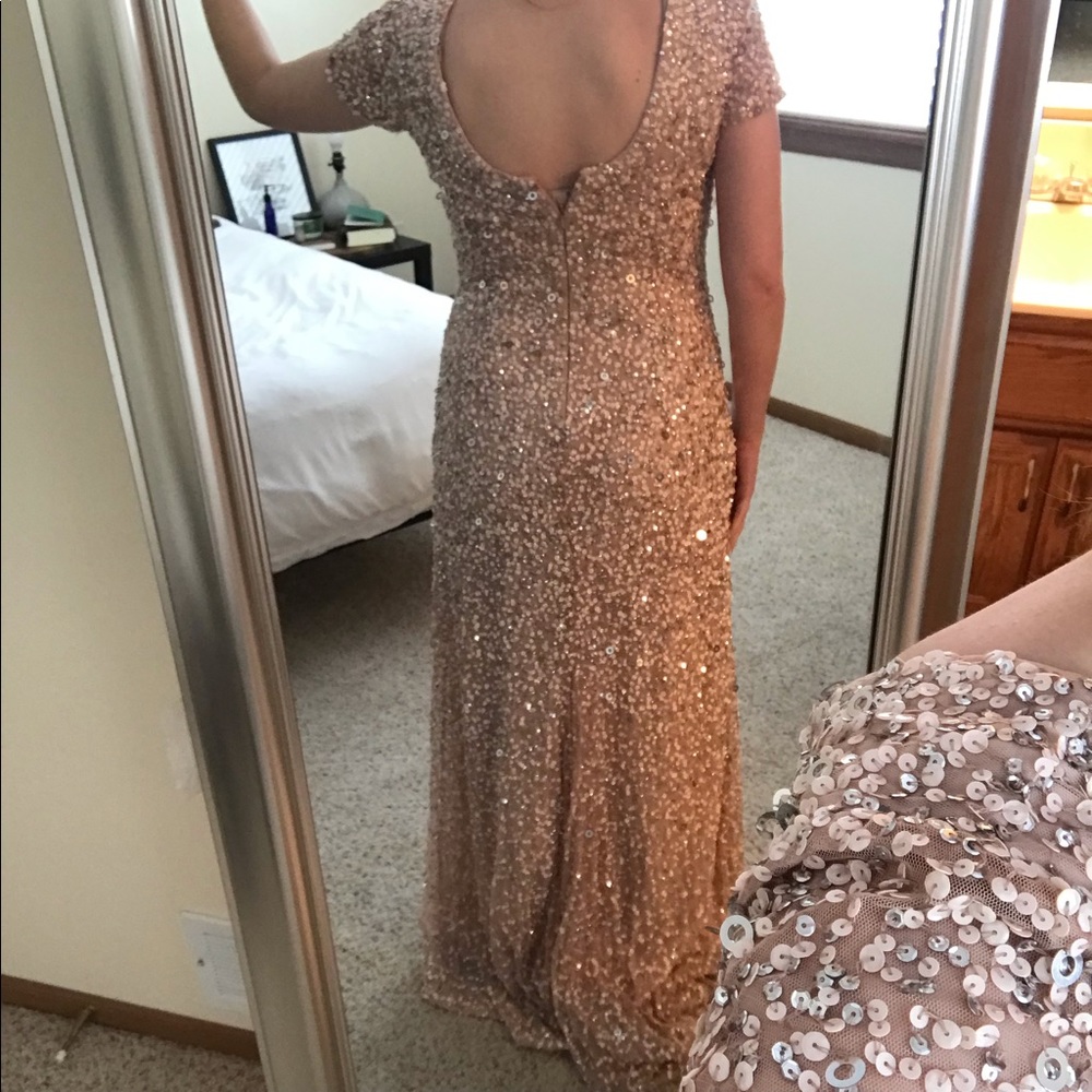 Adrianna Papell Dress || 6 ✨ - Picture 3 of 8